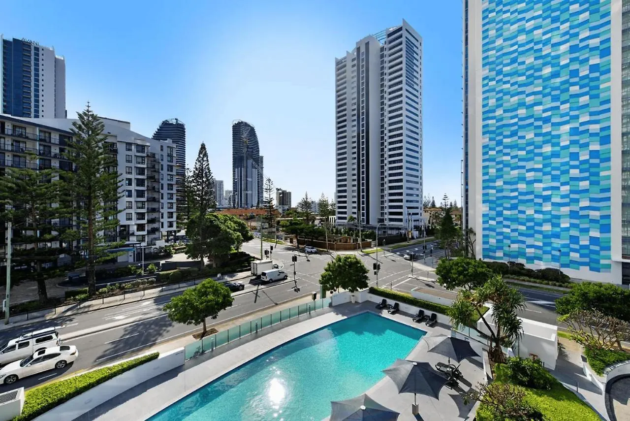 Fresh & Modern 2 Bedroom Apartment In Sierra Grand - Coasthm Gold Coast